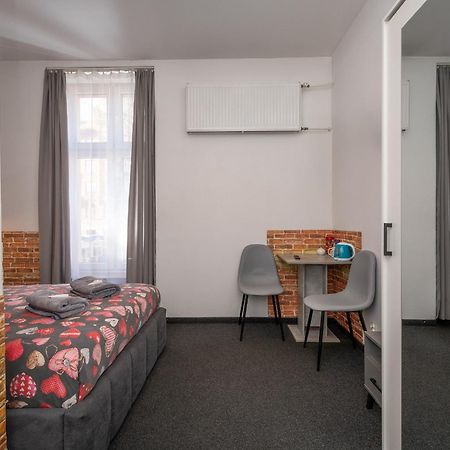 70S Hostel Cracovia Esterno foto