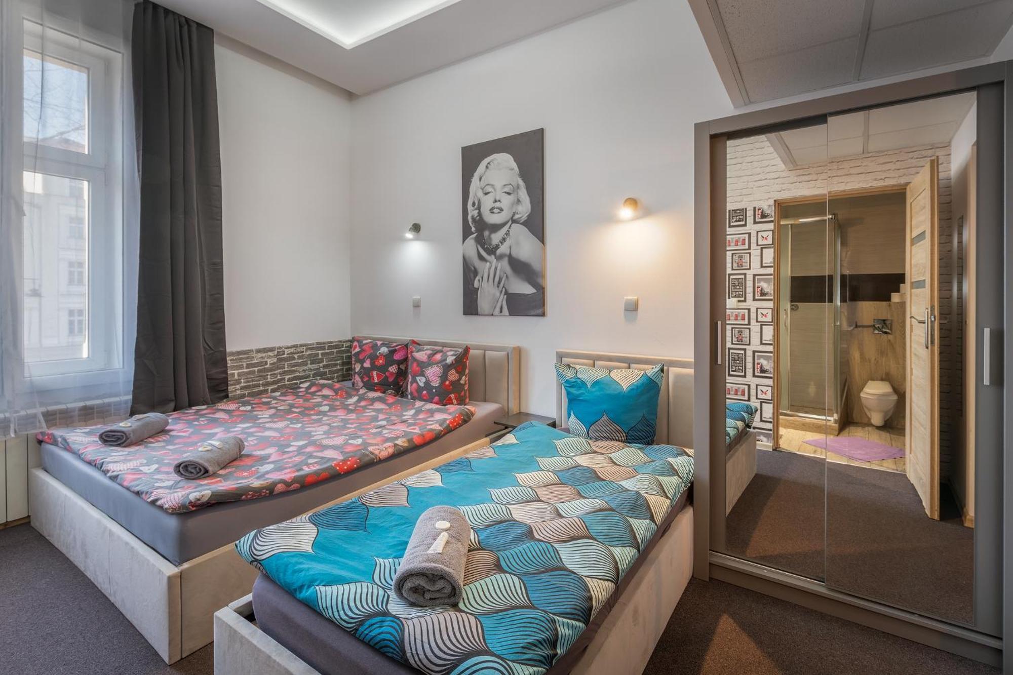 70S Hostel Cracovia Esterno foto
